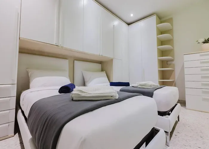 Διαμέρισμα Beachfront Flat With Sea Views By Homely Malta! Is-Sellum