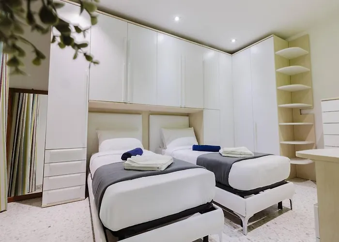 Beachfront Flat With Sea Views By Homely Malta! * Is-Sellum