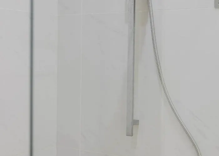 Διαμέρισμα Beachfront Flat With Sea Views By Homely Malta! Is-Sellum