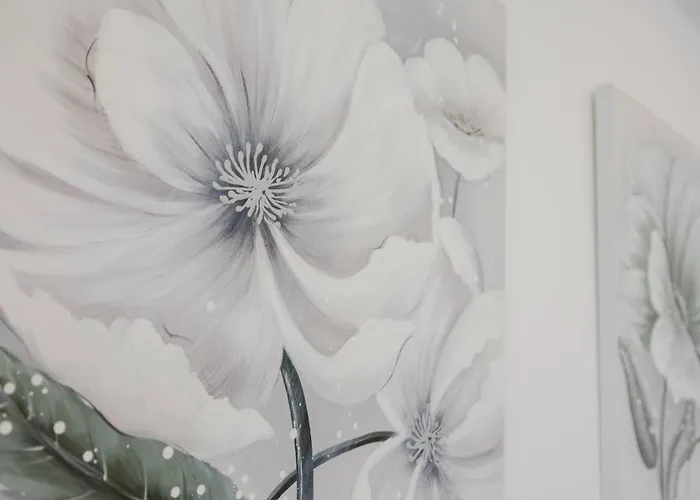 Beachfront Flat With Sea Views By Homely Malta! Is-Sellum