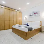 Beachfront Flat With Sea Views By Homely Malta! Apartamento Is-Sellum
