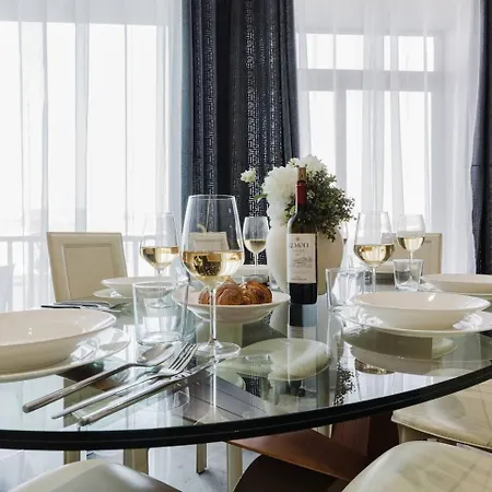 Beachfront Flat With Sea Views By Homely Malta! Is-Sellum