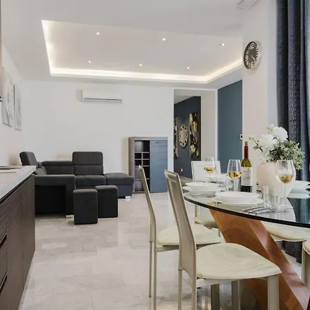 Beachfront Flat With Sea Views By Homely Malta!