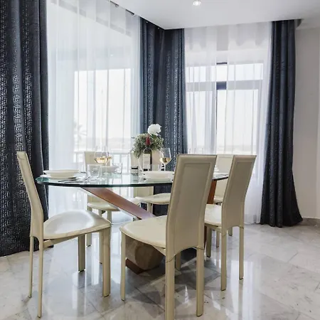 Seashore Flats Seconds To Sea By Homely Malta! *