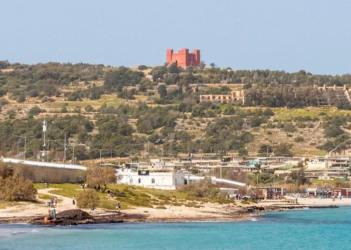 Beachfront Flat With Sea Views By Homely Malta! * Is-Sellum