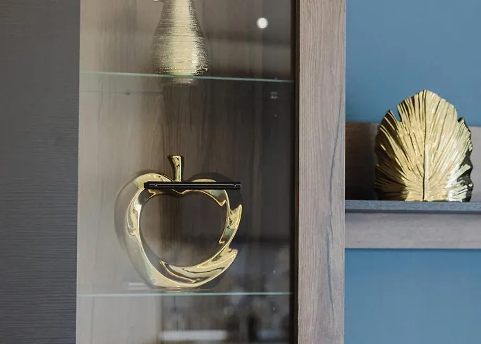 Beachfront Flat With Sea Views By Homely Malta! Daire